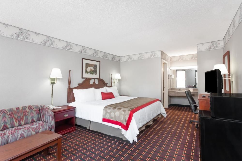 Travelodge By Wyndham Clarksville Buitenkant foto